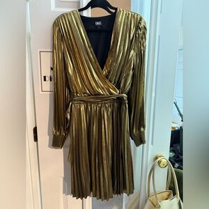 Elegant Gold Pleated Dress
